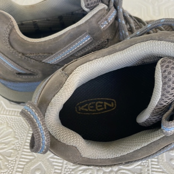 Keen Alamosa Blue and Grey Waterproof Hiking Shoe - Picture 8 of 11